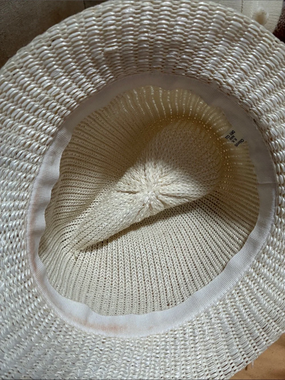 Woven Straw Fedora Hat in Off-White